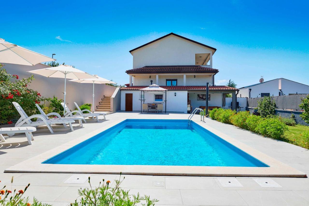 Holiday House Emma Burići Extérieur photo