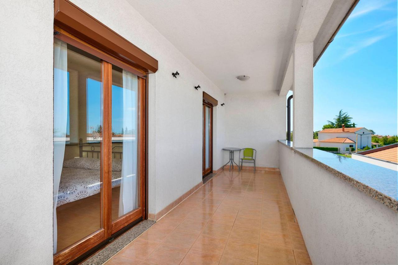 Holiday House Emma Burići Extérieur photo