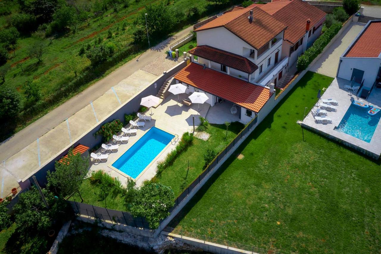 Holiday House Emma Burići Extérieur photo