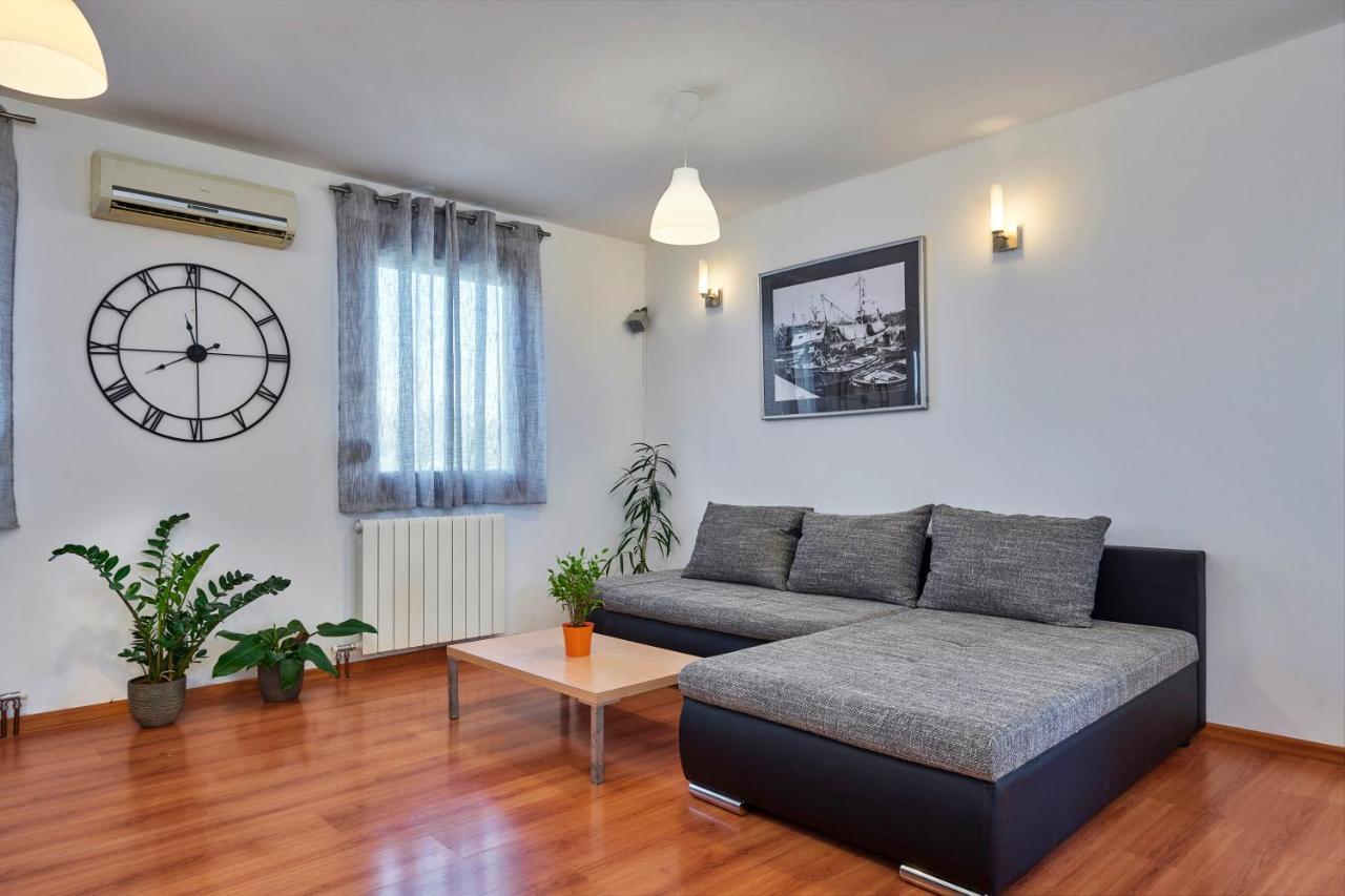 Holiday House Emma Burići Extérieur photo